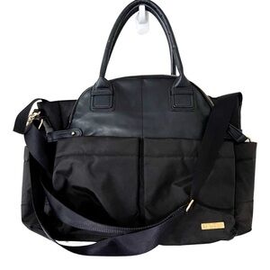 SKIP HOP Multifunction Large Crossbody Shoulder Diaper Bag in Black